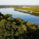 Spacious Getaway With Nature Casa vacanze Antoing