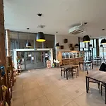 Spacious Getaway With Nature Antoing