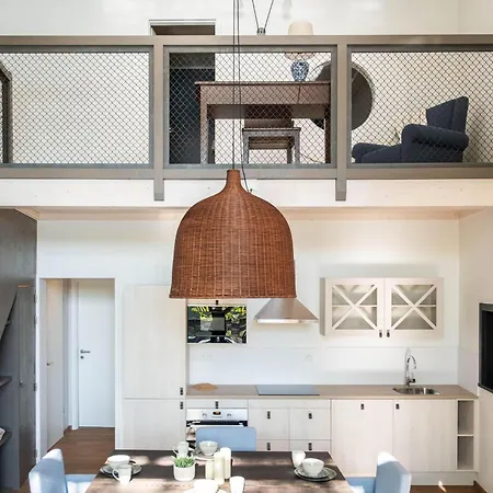 Spacious Getaway With Nature