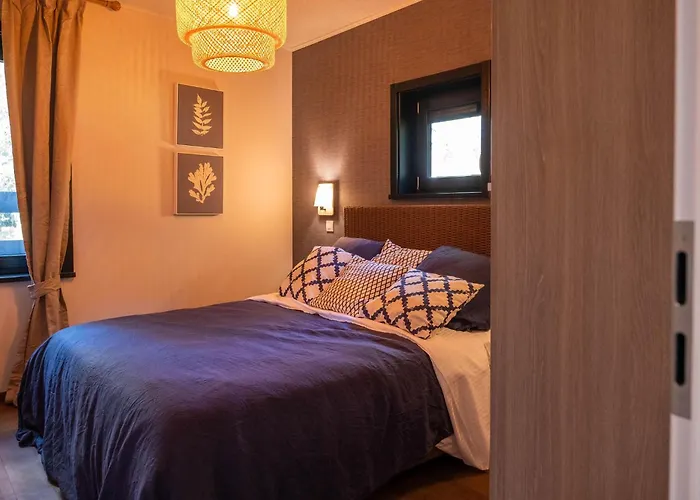 Spacious Getaway With Nature Antoing