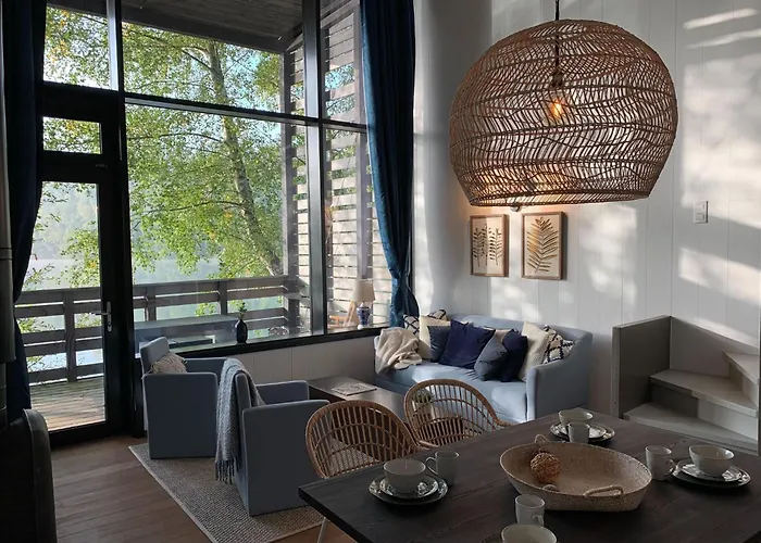 Spacious Getaway With Nature Hébergement de vacances