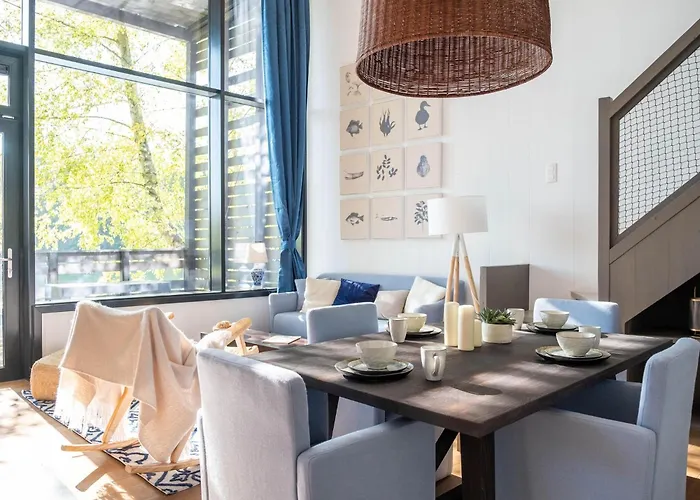 Spacious Getaway With Nature Hébergement de vacances Antoing