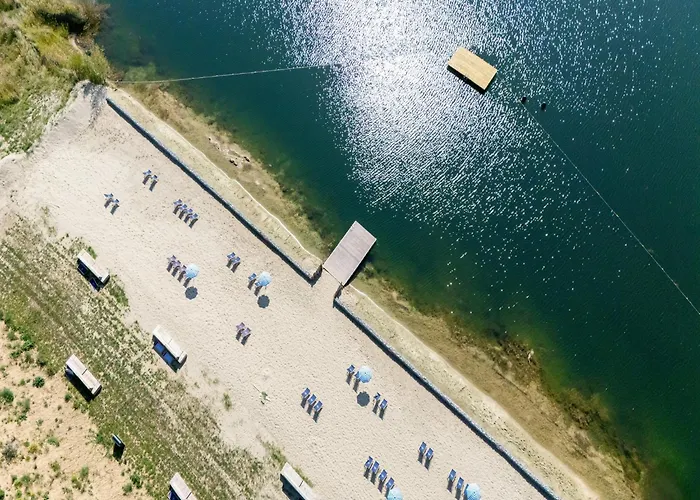 Spacious Getaway With Nature Hébergement de vacances Antoing